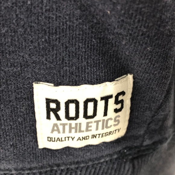 🦫 Roots Quarter-Zip Sweatshirt - Navy Blue - Size Small  🇨🇦 - Picture 8 of 14